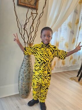 Bright Yellow & Black Graphic Kids' Two-Piece Set